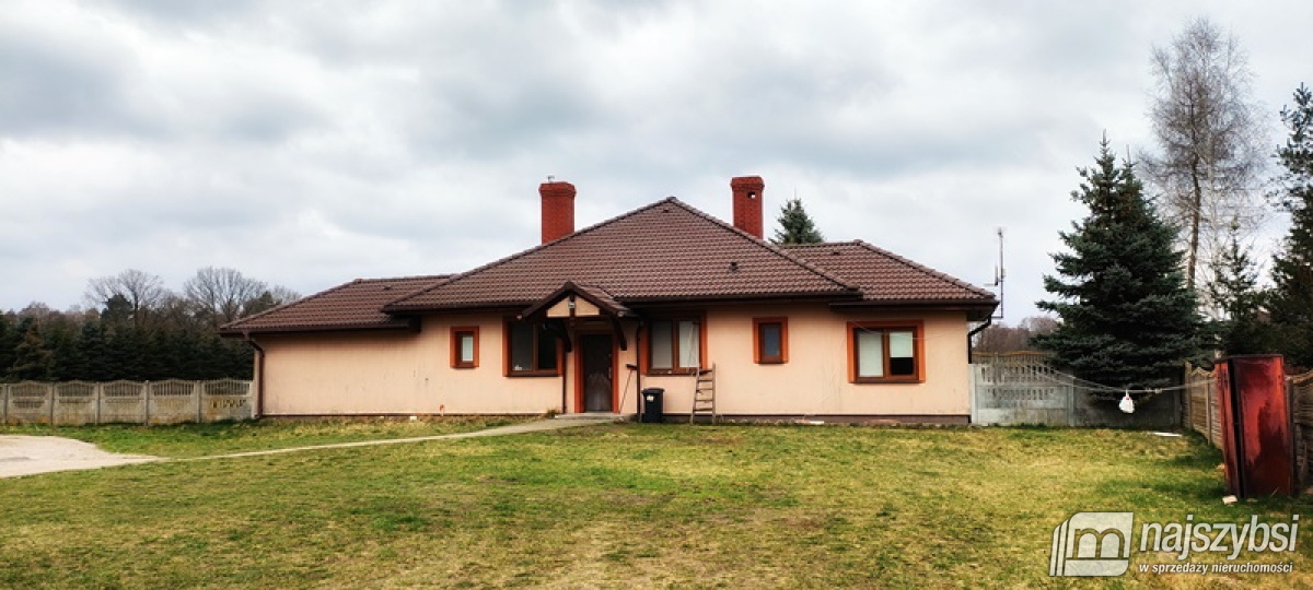 Przybiernów okolica- dom ze stawem (34)