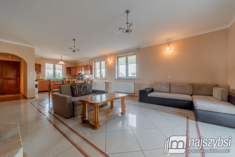 Przybiernów okolica- dom ze stawem (4)