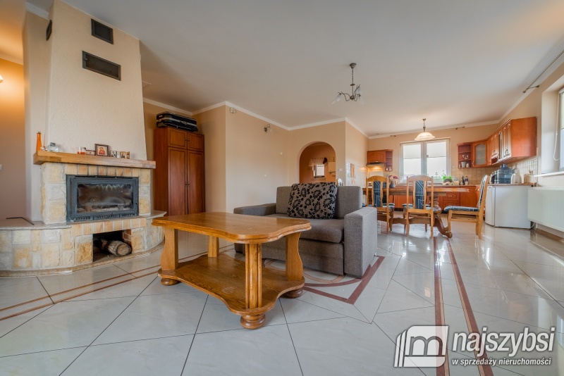 Przybiernów okolica- dom ze stawem (5)