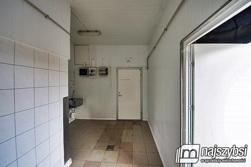 Przybiernów okolica-OBIEKT MIESZKALNO-PRODUKCYJNY. (13)