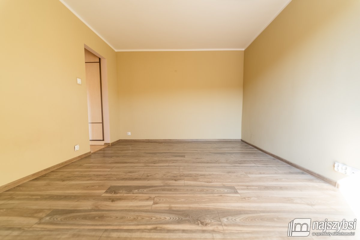 Suchań - OKAZJA !! kawalerka, parter ! Gotowiec ! (10)