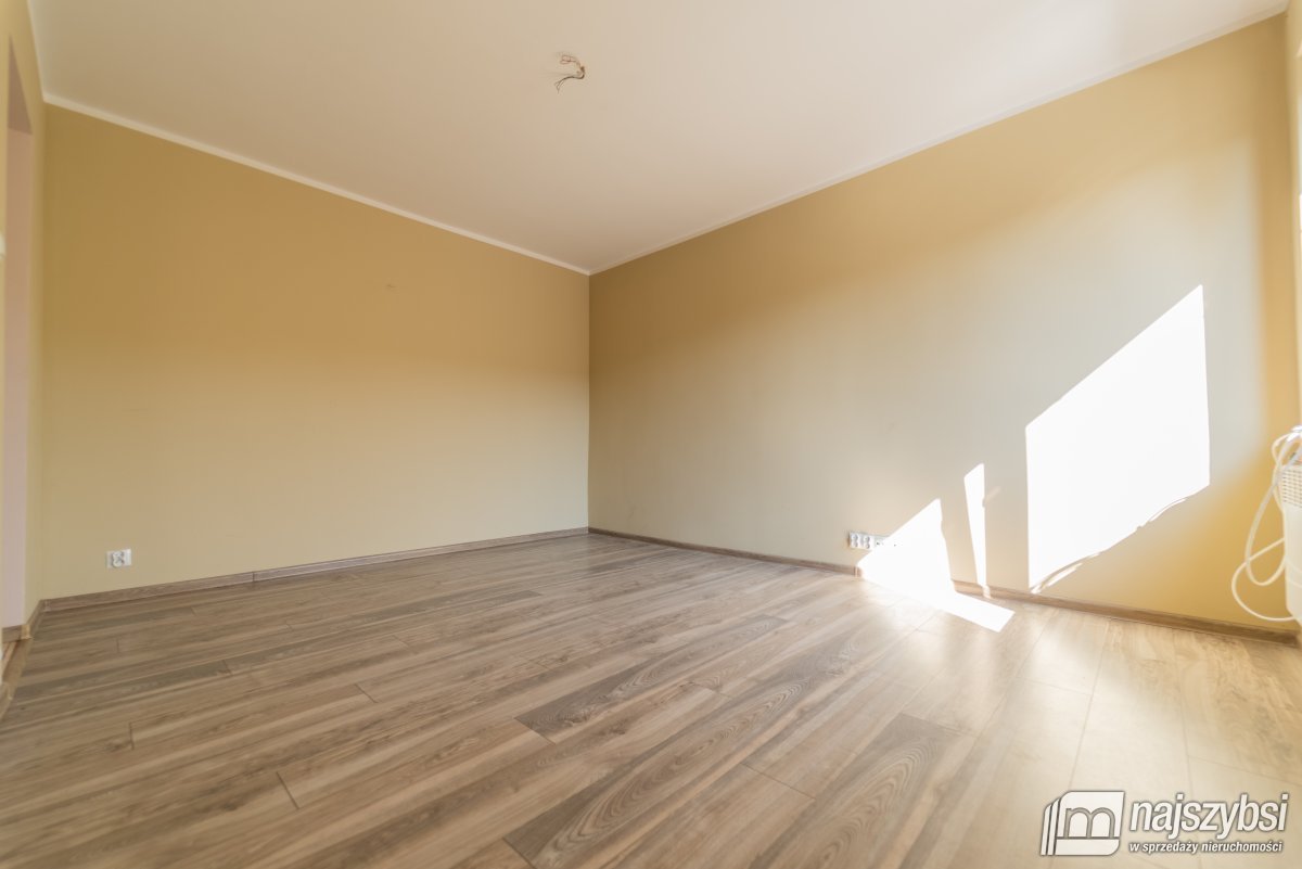 Suchań - OKAZJA !! kawalerka, parter ! Gotowiec ! (11)