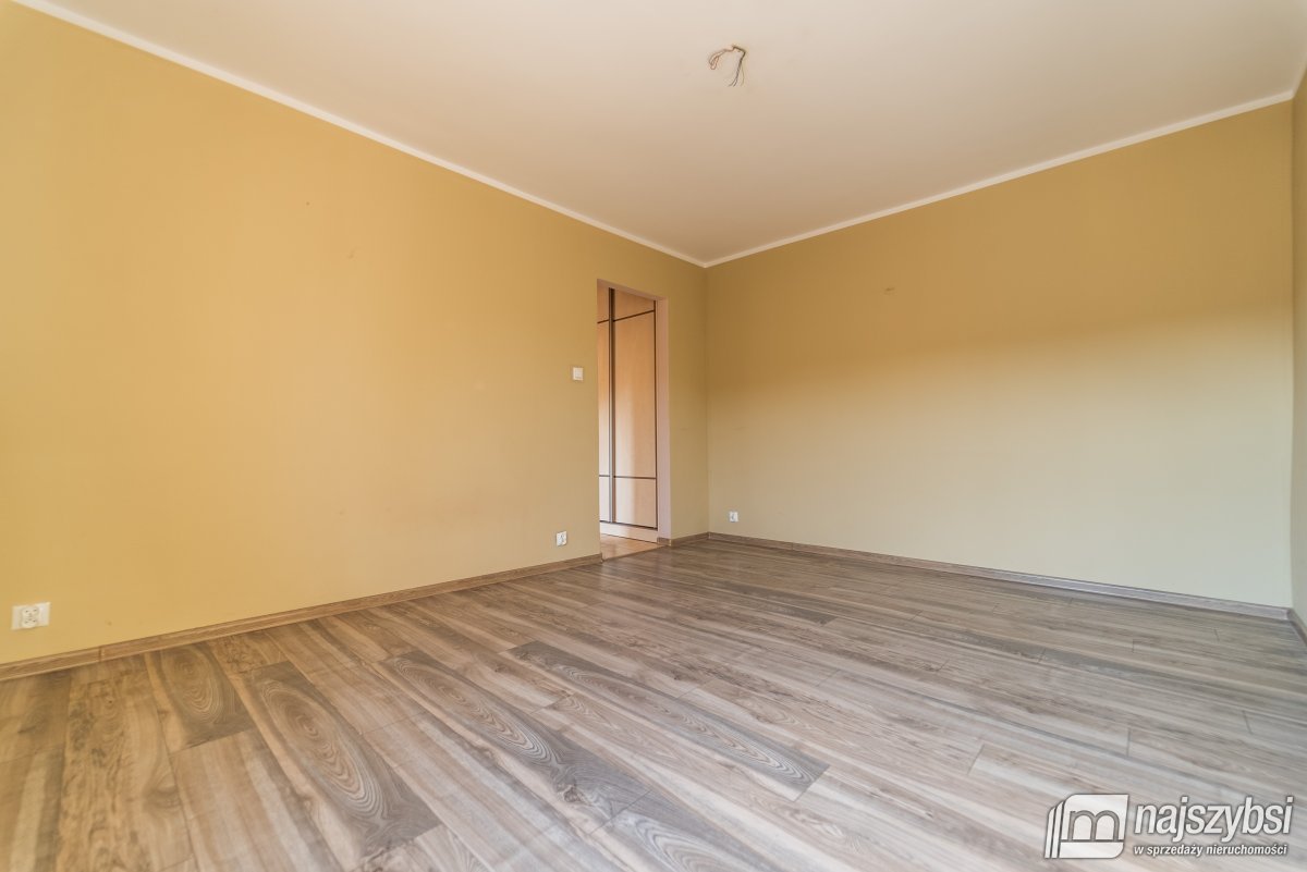 Suchań - OKAZJA !! kawalerka, parter ! Gotowiec ! (9)