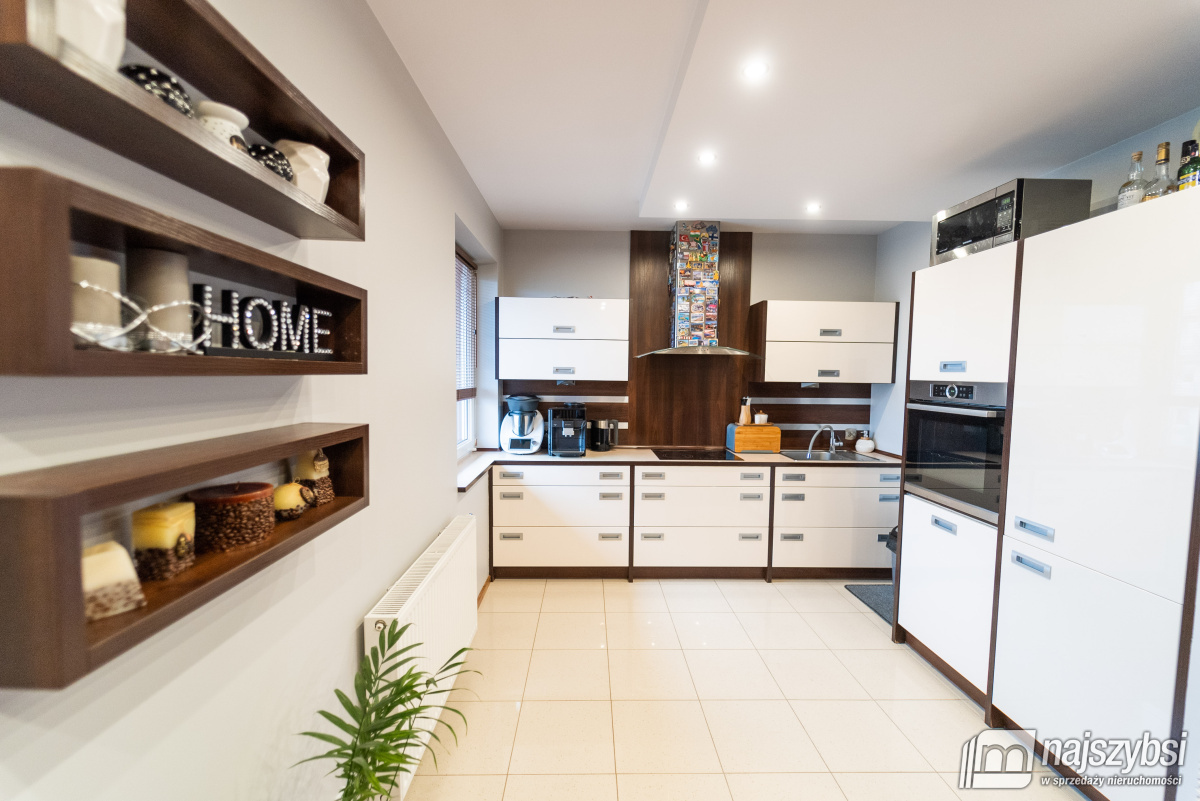 Kołobrzeg duże, dwupoziomowe mieszkanie (13)