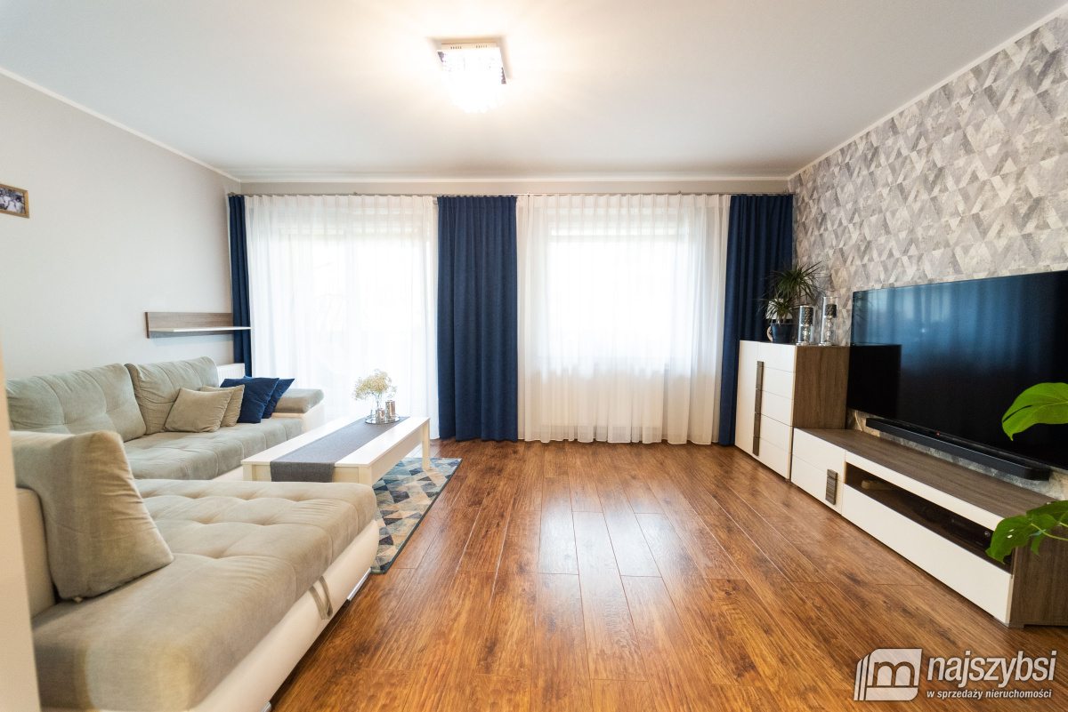 Kołobrzeg duże, dwupoziomowe mieszkanie (6)
