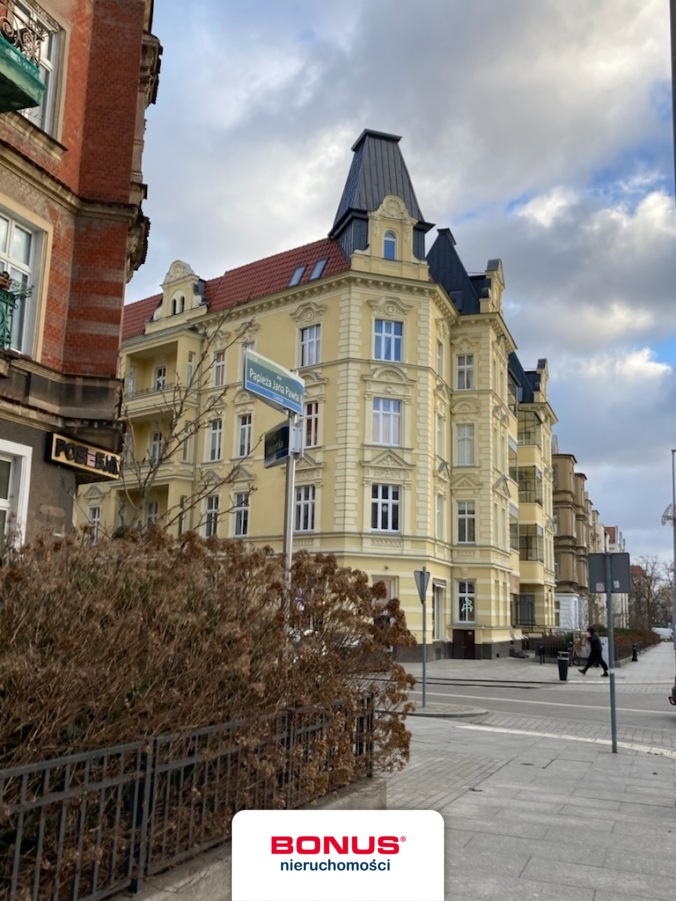 3 pokoje na al. Jana Pawła II (2)