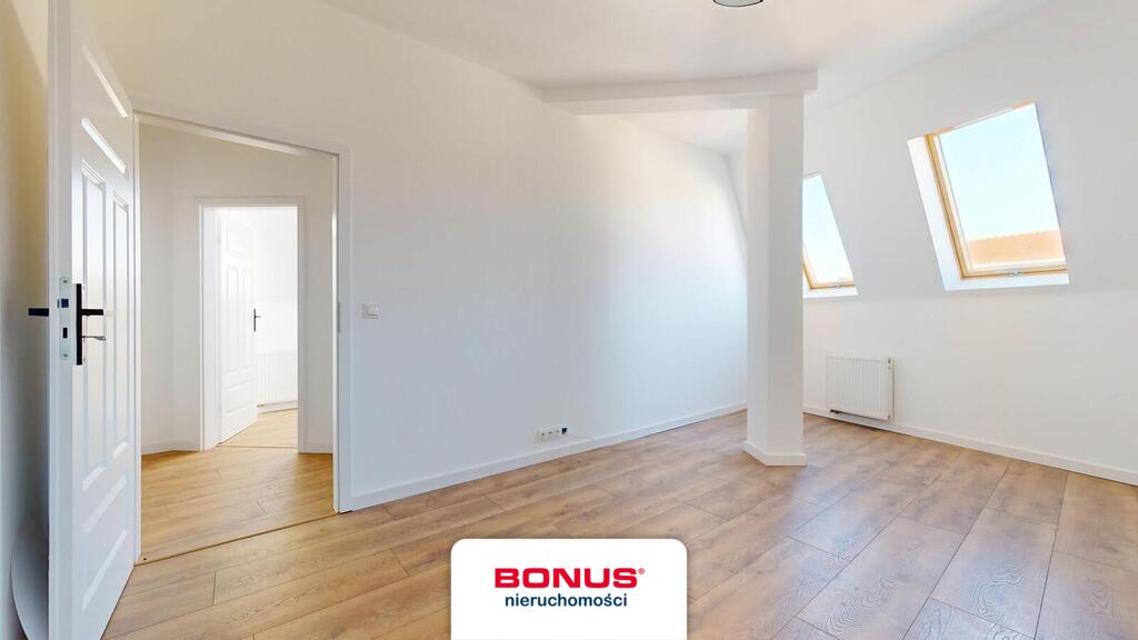 3 pokoje na al. Jana Pawła II (7)