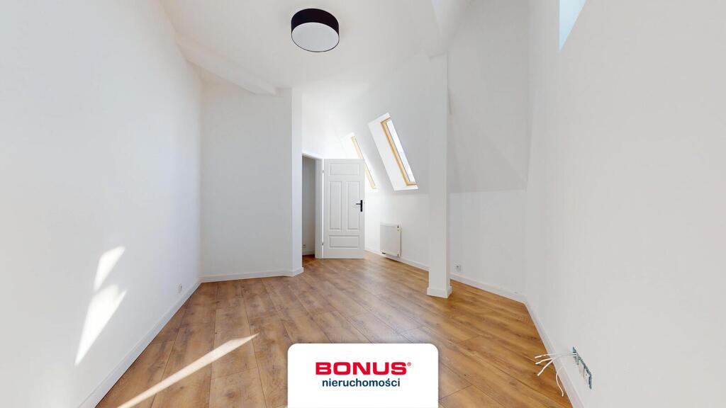 3 pokoje na al. Jana Pawła II (6)