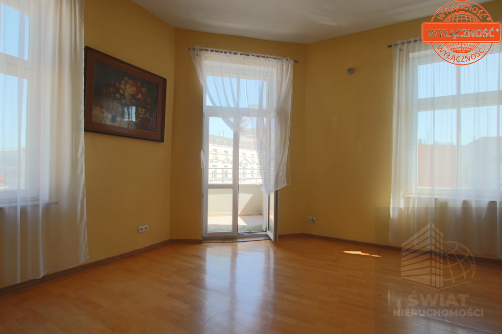 Na sprzedaż dwa mieszkania w jednym. (1)