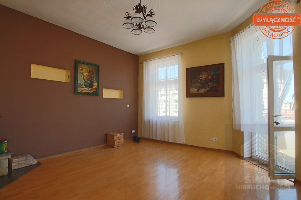 Na sprzedaż dwa mieszkania w jednym. (4)