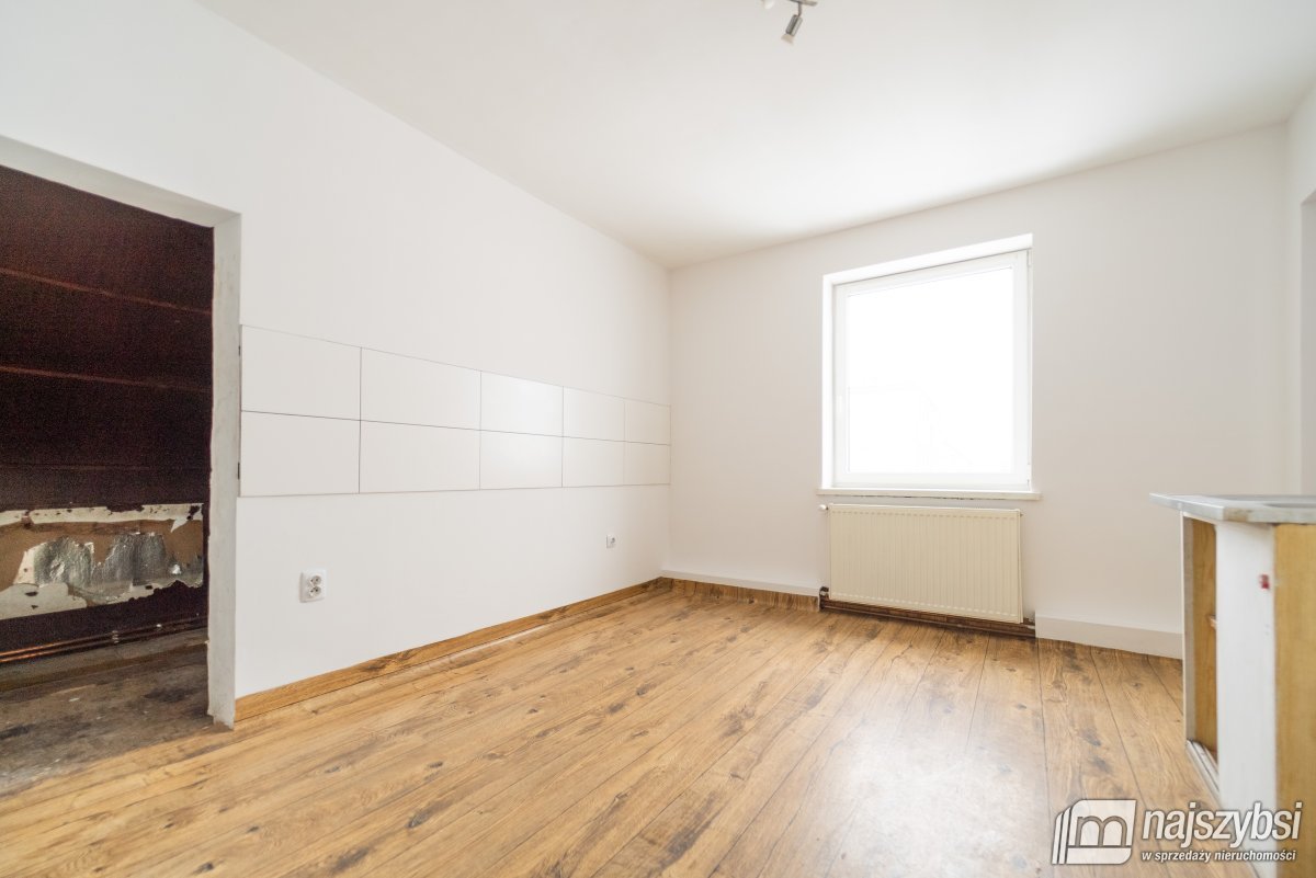 Chociwel - mieszkanie w kamienicy, centrum miasta (11)