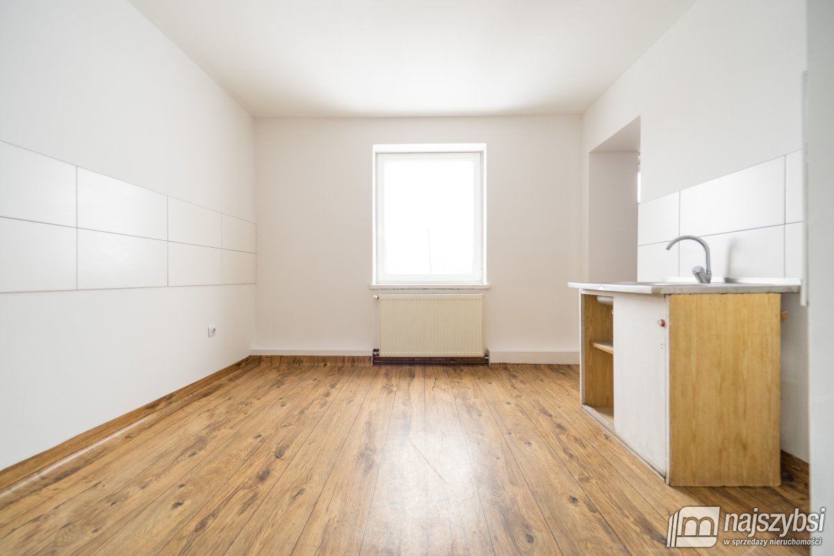 Chociwel - mieszkanie w kamienicy, centrum miasta (12)