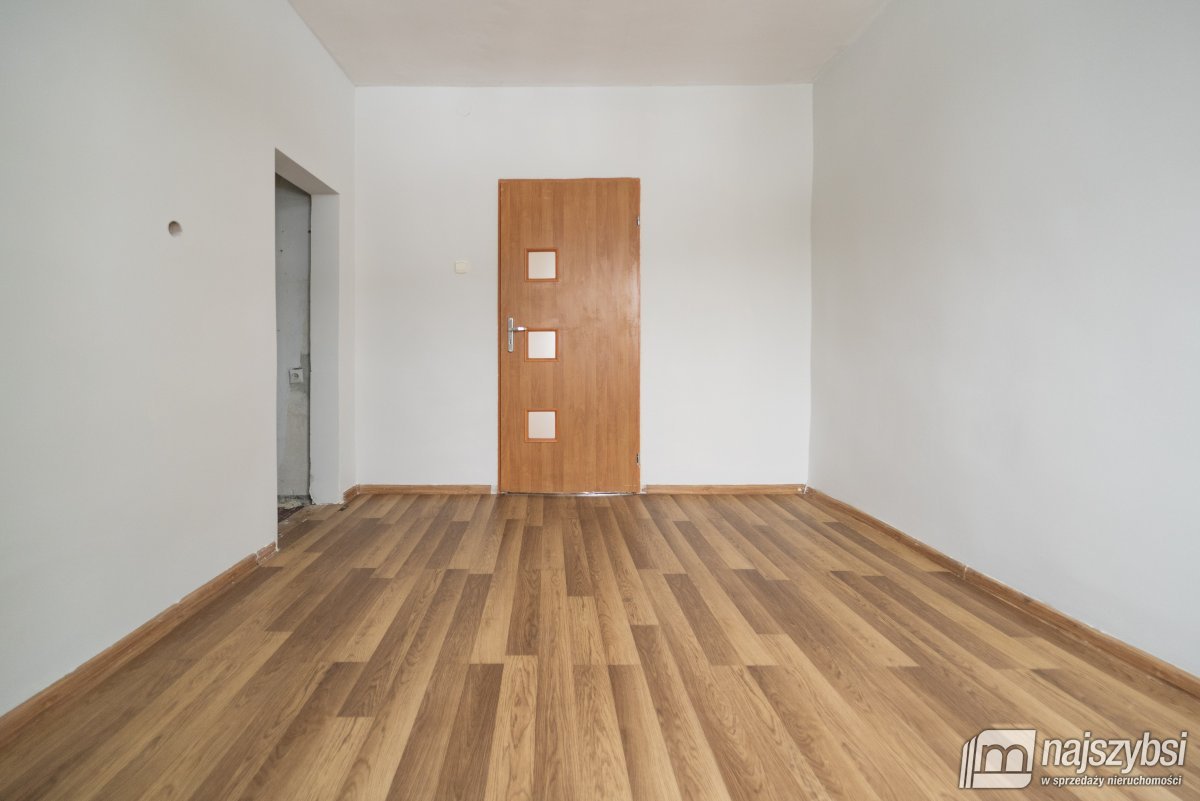 Chociwel - mieszkanie w kamienicy, centrum miasta (3)