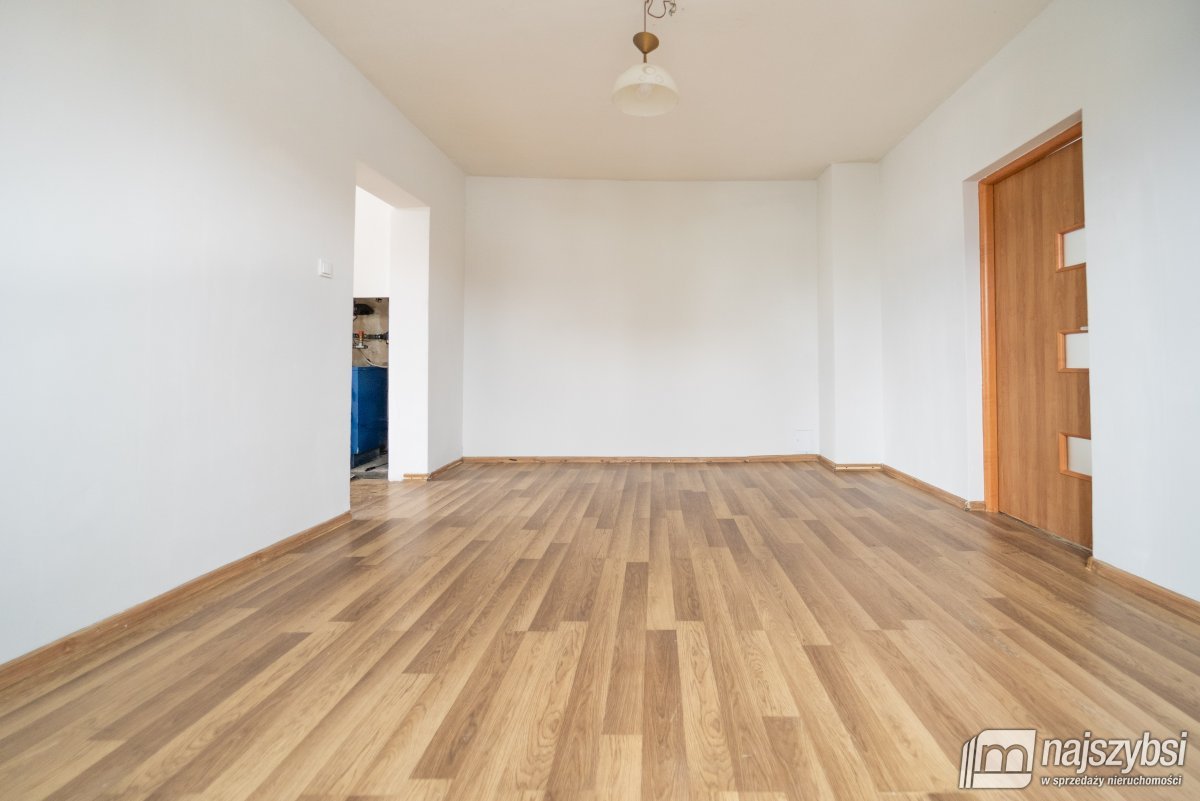 Chociwel - mieszkanie w kamienicy, centrum miasta (7)