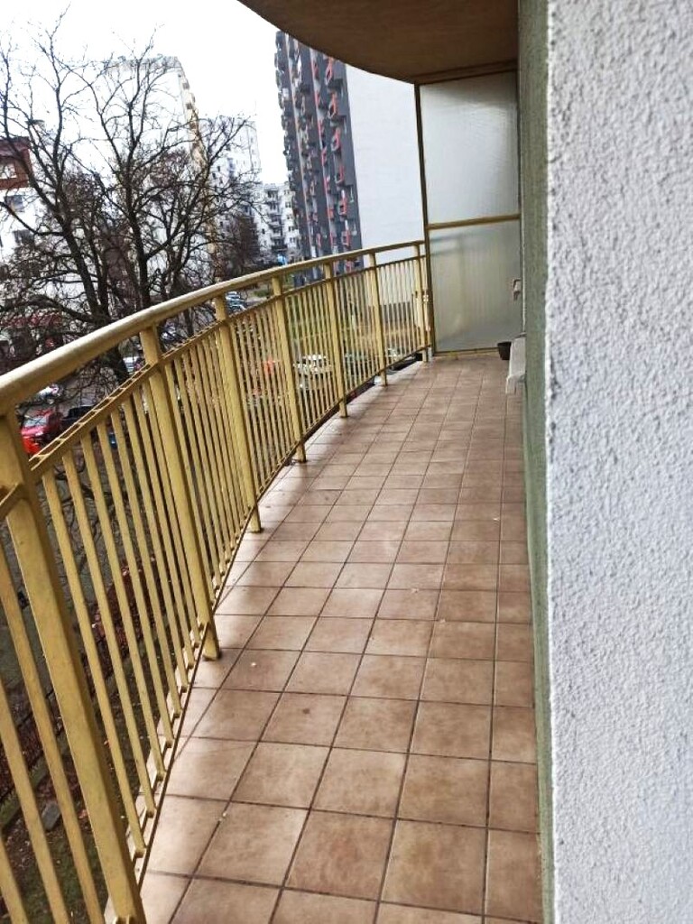 Stare Miasto, 2 pokoje, duży balkon. Polecam. (12)