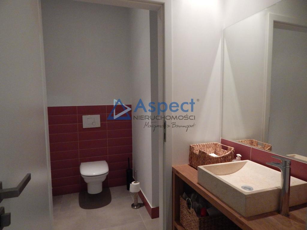 Wynajem. atrakyjny lokal w Centrum (7)