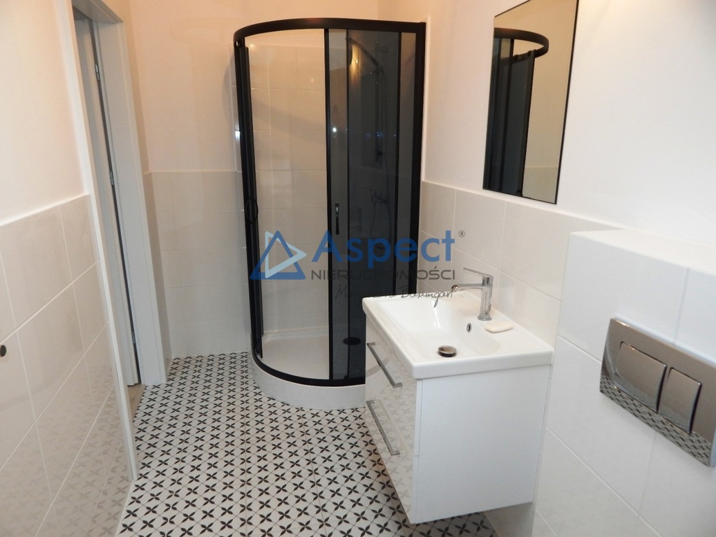 Inwestycja - 2 kawalerki (26+36 m2) blisko Galaxy (9)