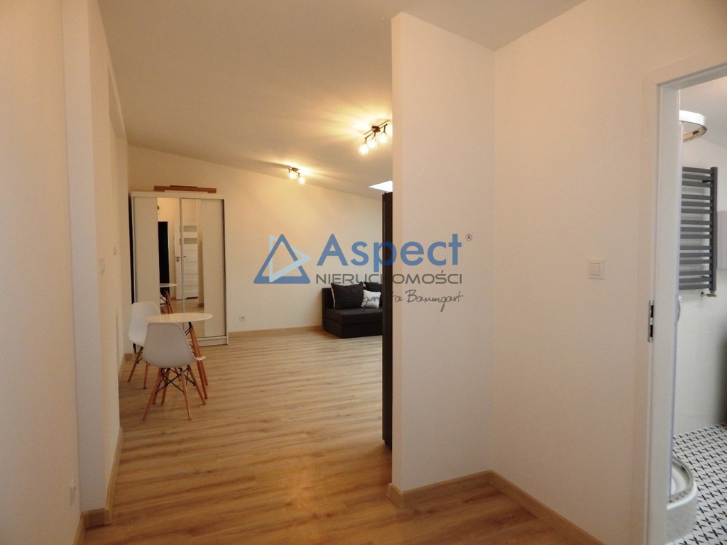 Inwestycja - 2 kawalerki (26+36 m2) blisko Galaxy (11)