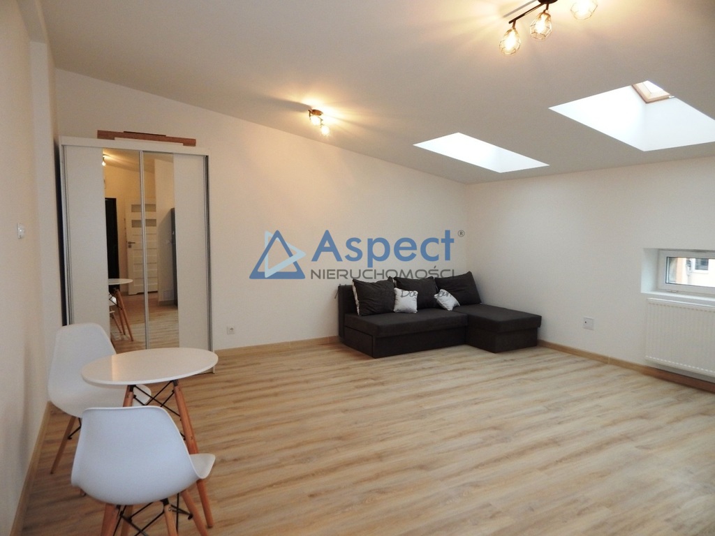 Inwestycja - 2 kawalerki (26+36 m2) blisko Galaxy (12)