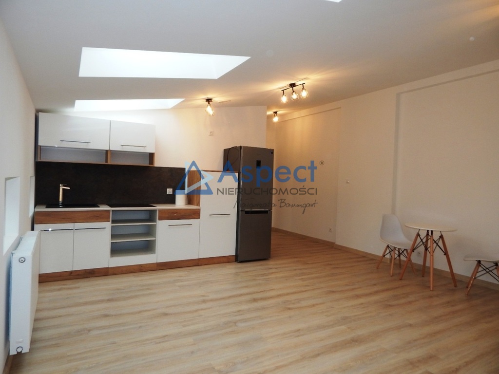 Inwestycja - 2 kawalerki (26+36 m2) blisko Galaxy (14)