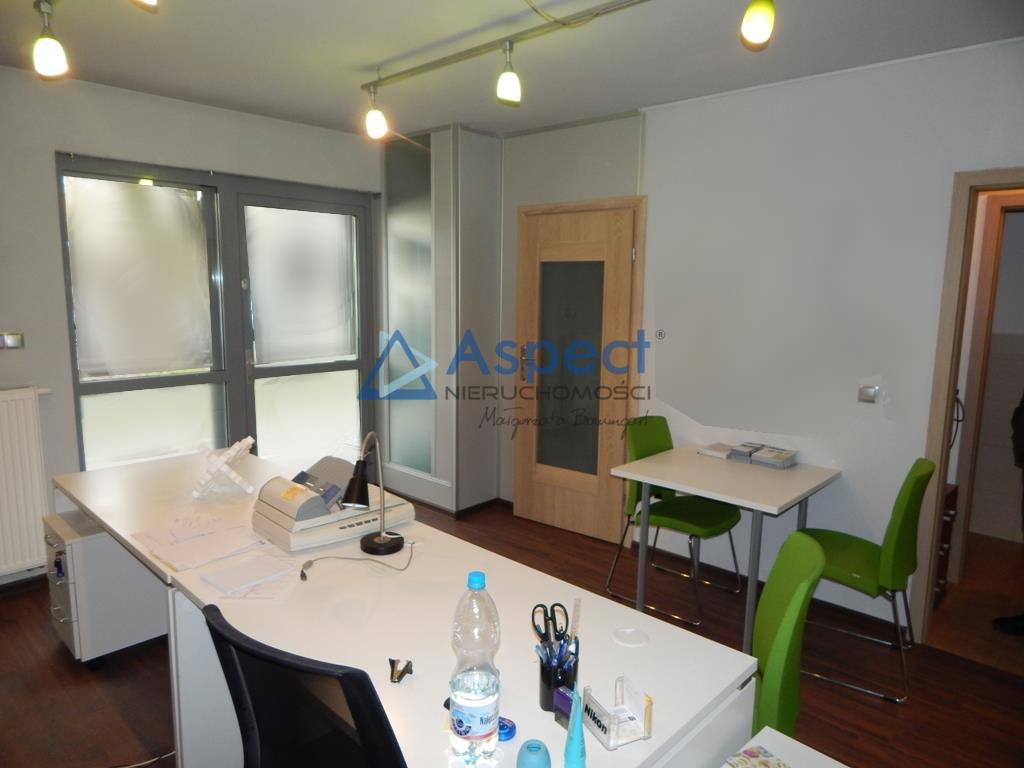 Sprzedaż-atrakcyjne 3-pokojowe mieszkanie (7)