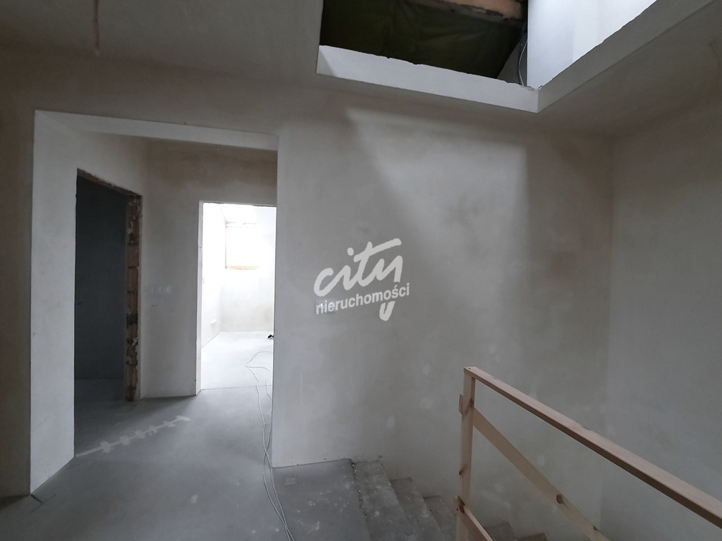 Gumieńce: skrajny segment, podwyższony standard (8)