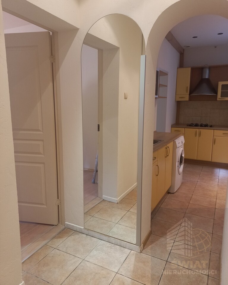 Mieszkanie 2-pokojowe w kamienicy z dobrą komunika (7)