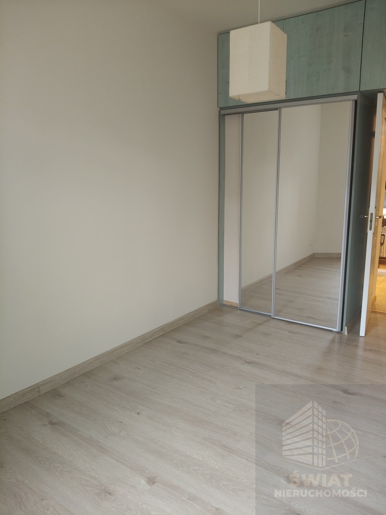 Mieszkanie 2-pokojowe w kamienicy z dobrą komunika (5)