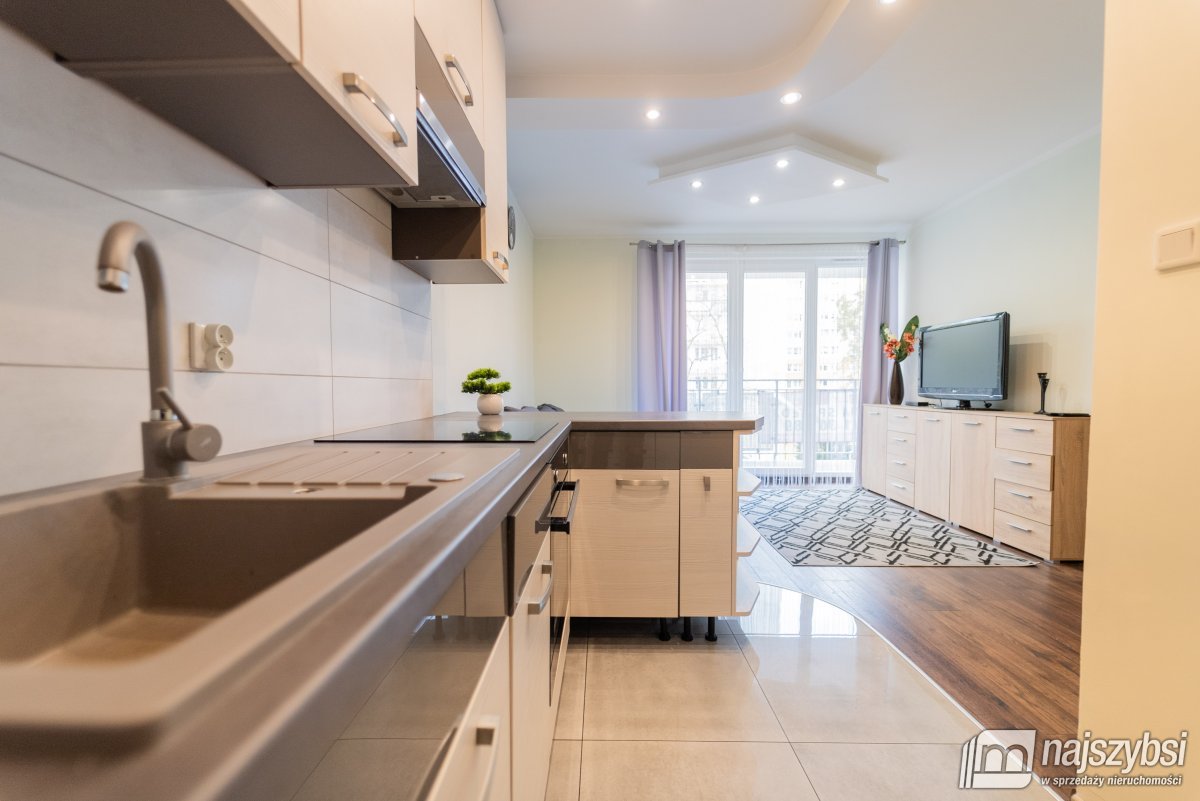 Świnoujście - 2 pok. | miejsce postojowe | piwnica (11)