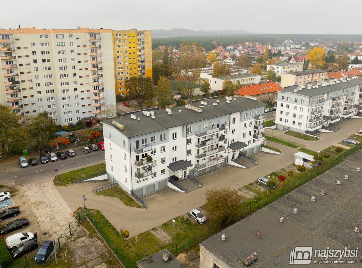 Świnoujście - 2 pok. | miejsce postojowe | piwnica (4)