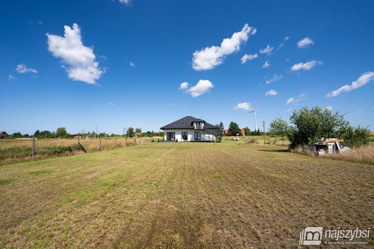 Kołobrzeg -  Stramnica-dwa domy w jednym (10)