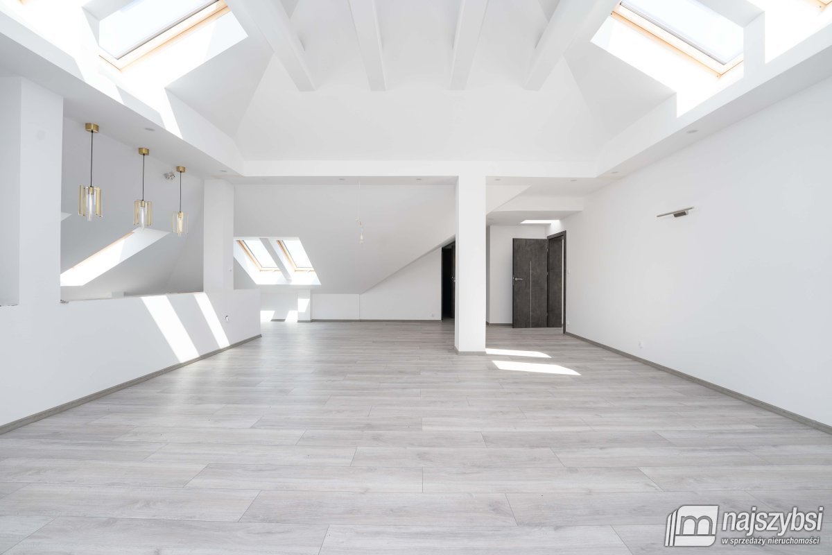 Kołobrzeg -  Stramnica-dwa domy w jednym (13)