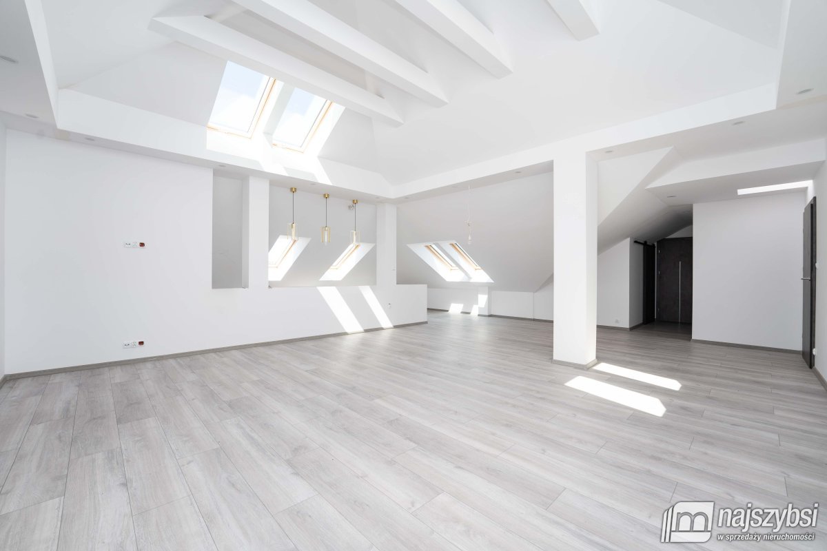 Kołobrzeg -  Stramnica-dwa domy w jednym (14)