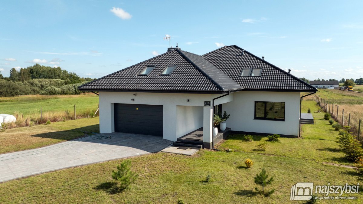 Kołobrzeg -  Stramnica-dwa domy w jednym (2)