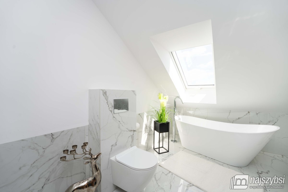 Kołobrzeg -  Stramnica-dwa domy w jednym (24)