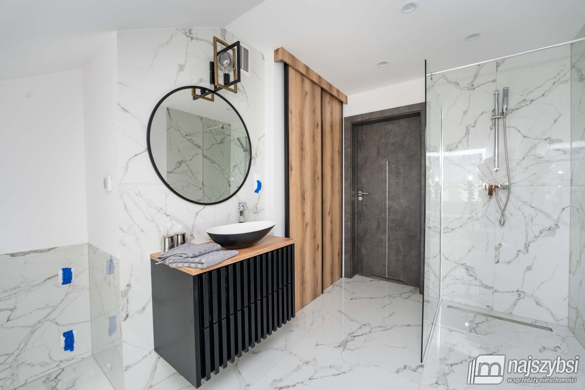 Kołobrzeg -  Stramnica-dwa domy w jednym (25)