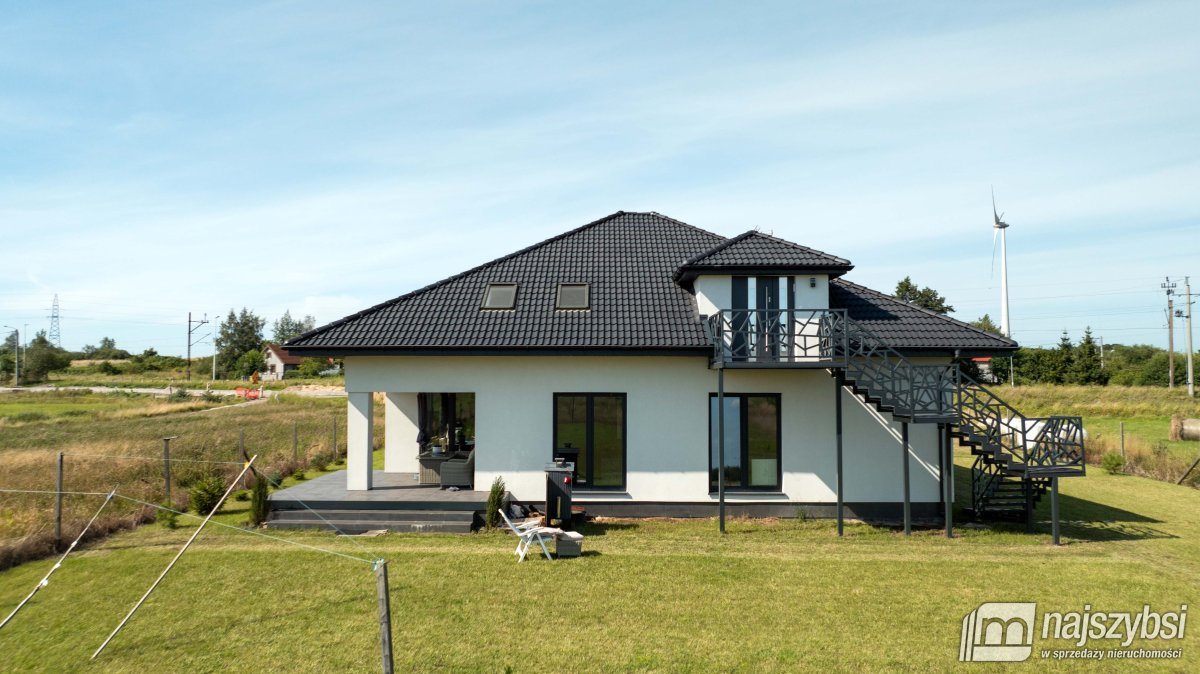 Kołobrzeg -  Stramnica-dwa domy w jednym (4)