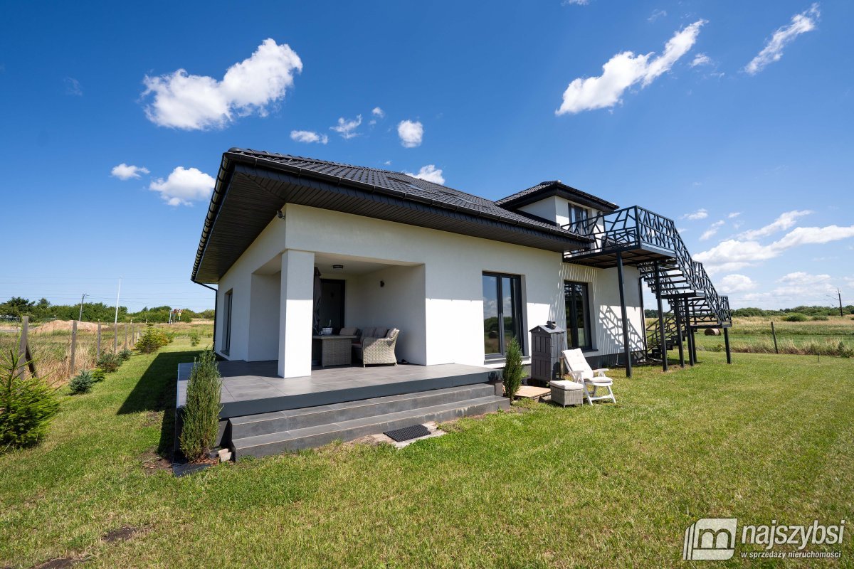 Kołobrzeg -  Stramnica-dwa domy w jednym (9)