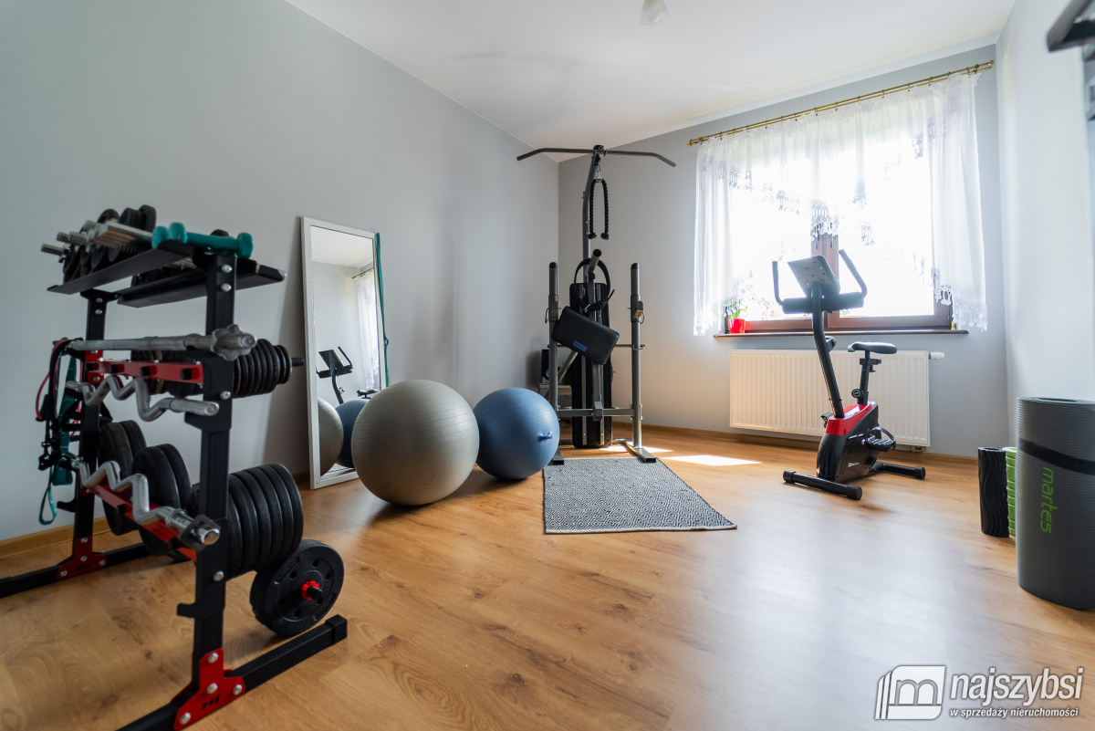 Przybiernów- dom z dużą działką (15)