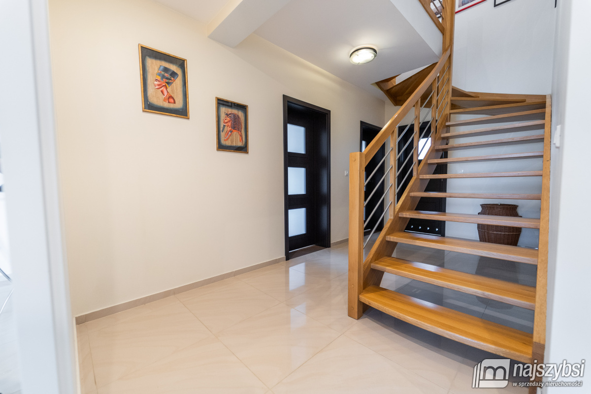 Przybiernów- dom z dużą działką (23)