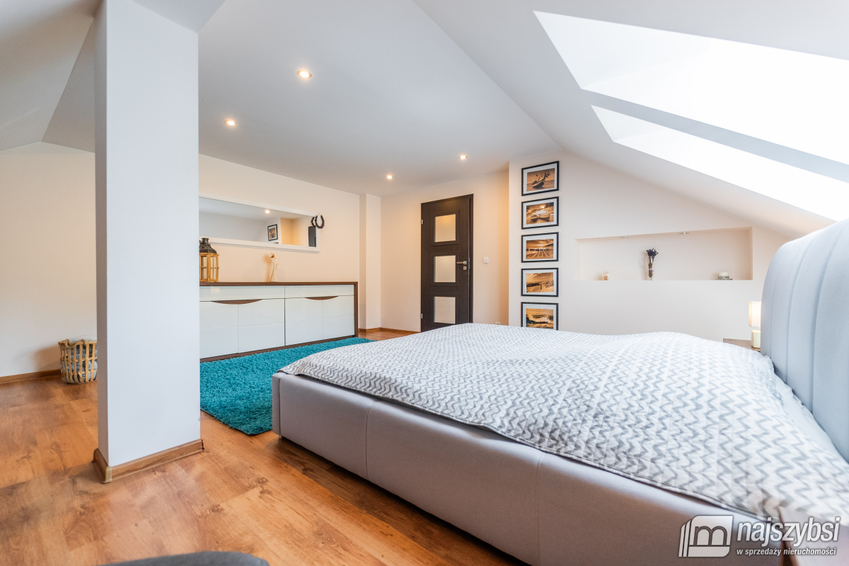 Przybiernów- dom z dużą działką (29)