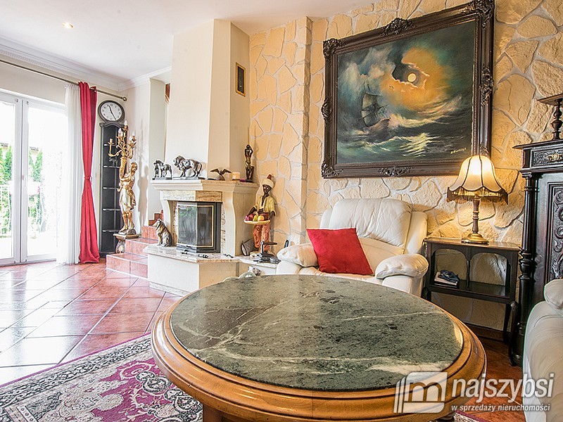 GOLENIÓW - dom z dwoma garażami na cichym osiedlu (5)