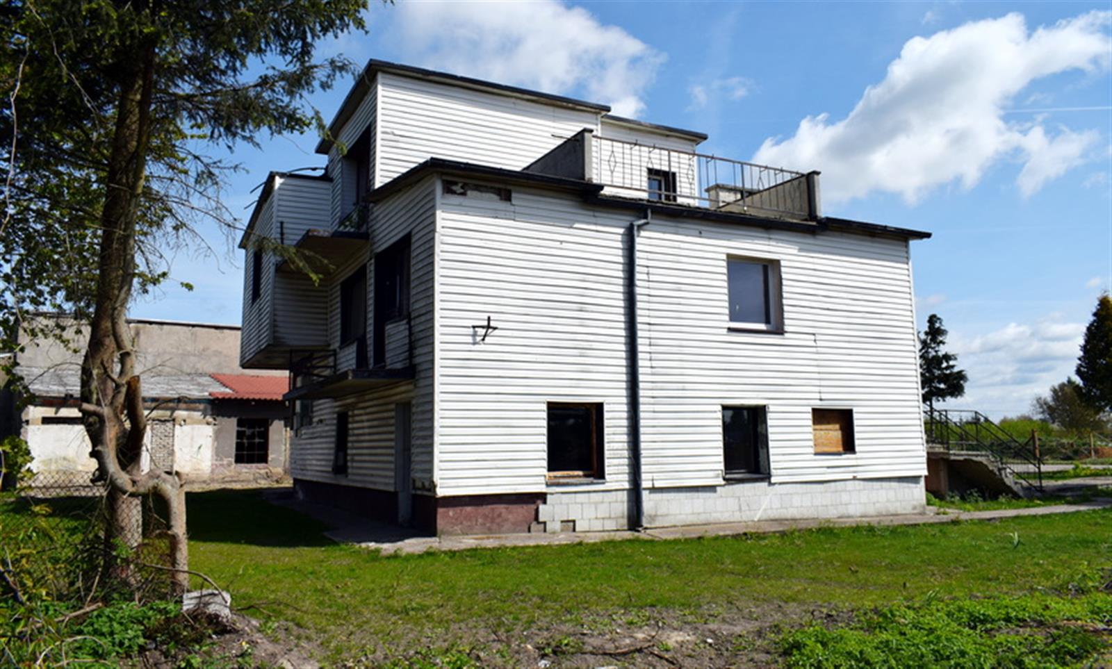 Dom 195 m2, działka 1025 m2 Top lokalizacja (15)