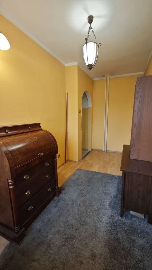 3-4 pok, 53,40m2, 3piętro, niski blok ul.Kadłubka (17)