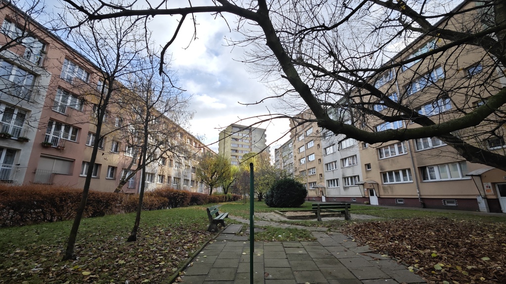 3-4 pok, 53,40m2, 3piętro, niski blok ul.Kadłubka (20)