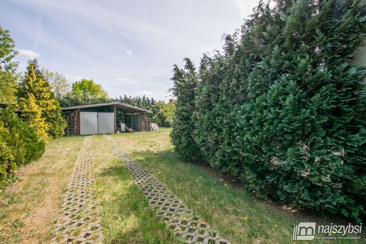 STEPNICA - dom wolnostojący  (30)