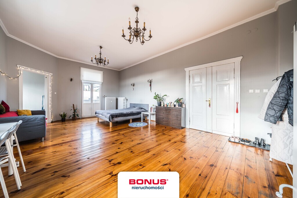 Przy Moście Teatralnym - 7500 zł/ m2 (1)