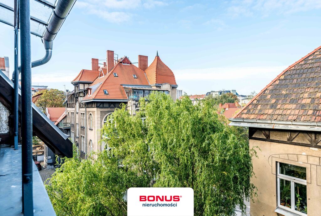 Przy Moście Teatralnym - 7500 zł/ m2 (2)