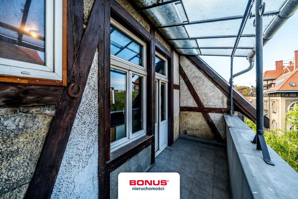 Przy Moście Teatralnym - 7500 zł/ m2 (18)