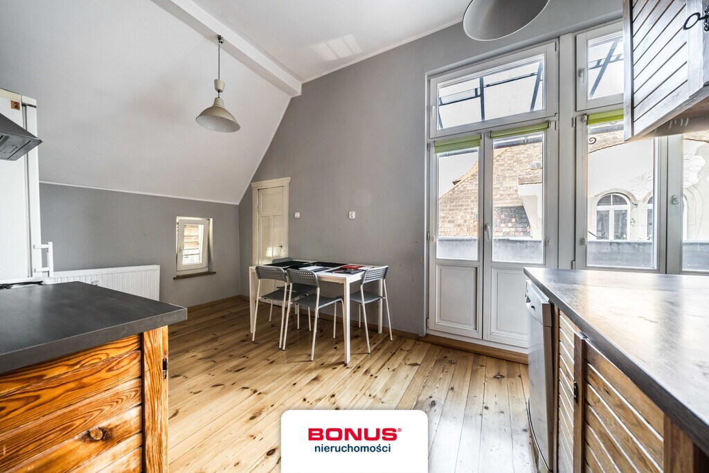 Przy Moście Teatralnym - 7500 zł/ m2 (13)